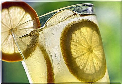 10 Benefits Of Drinking Warm Lemon Water