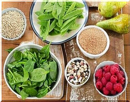 A variety of foods rich in fiber