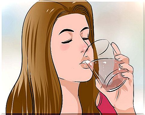 Four reasons why drinking warm water is better than cold water