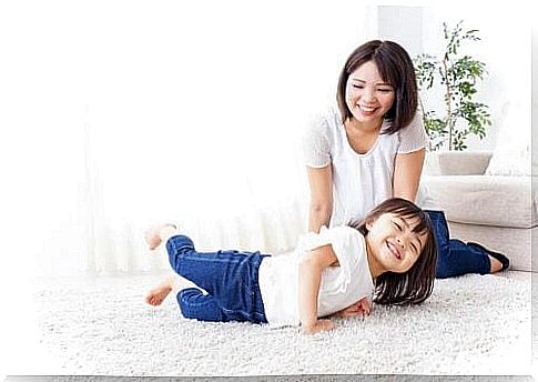 Bonding between parents and children in Japan