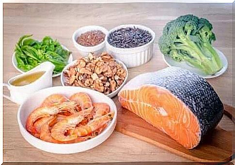 Fish and seafood, broccoli and nuts are rich in omega 3 and 9 fatty acids