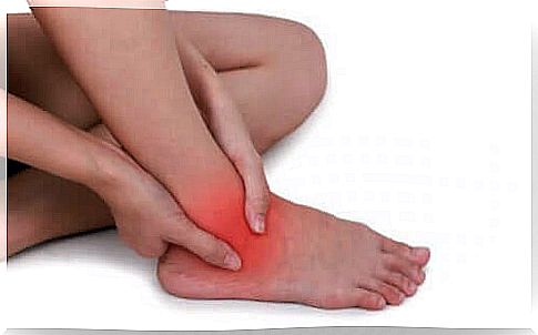 Relieving Symptoms of a Sprained Ankle