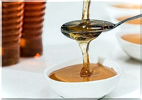 Honey against eczema