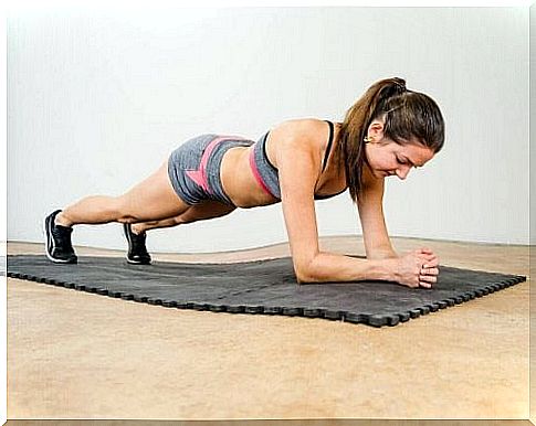 Woman doing the plank