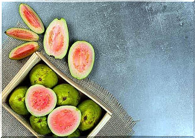 Guava is one of the fruits with the least carbohydrates